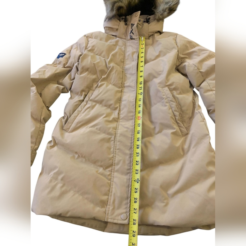FXR Racing Women's Sierra Winter Parka Tan Apres Ski Gorpcore Faux Fur Hood M - Picture 9 of 10